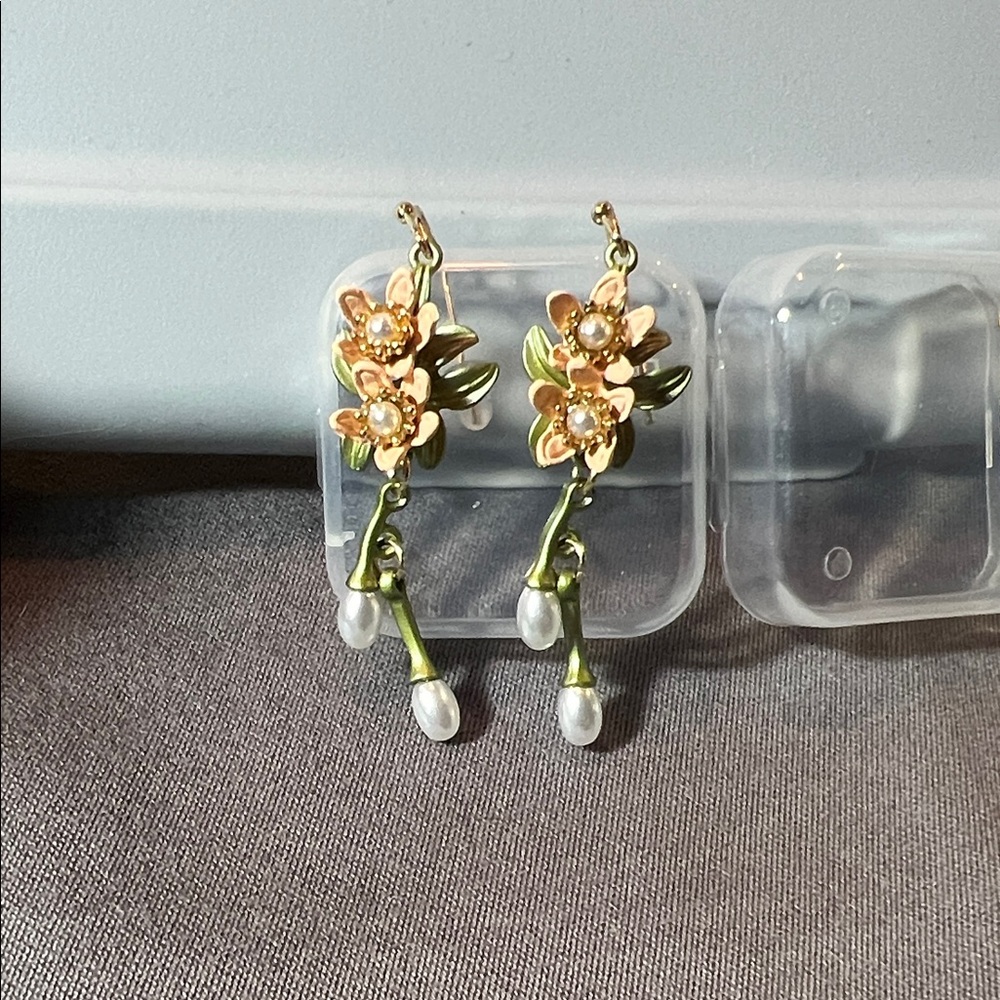 💎 Floral Pink and Green Earrings 💎